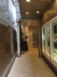 MPR御茶ノ水駅前ビル エントランスホール　画像