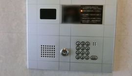 しんまつビル インターホン　写真