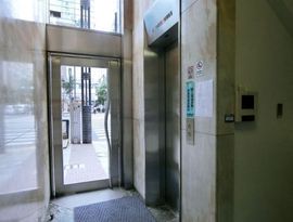 銀座中央ビル エレベーターホール　写真