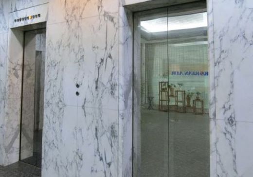 東京KALビル エレベーター　写真