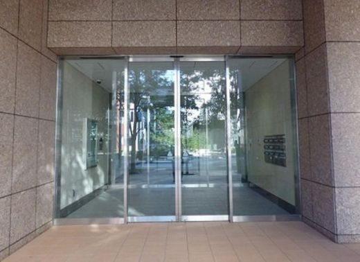 パークコート麻布十番ザタワー（店舗・事務所） 入口　写真