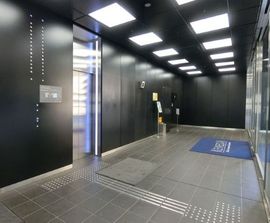 銀座四丁目タワー エレベーターホール　写真