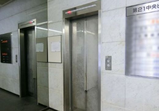 第21中央ビル エレベーター　写真