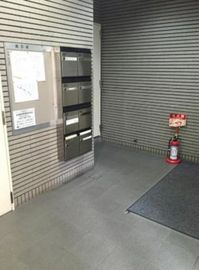 西桜ビル エントランスホール　写真