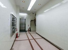 第一銀座ビル エントランスホール　写真