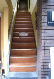 O・D・Aビル 階段