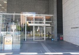 野村不動産西新宿ビル エントランス　写真