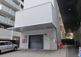 野村不動産西新宿ビル 駐車場　写真