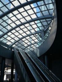 東京汐留ビルディング エスカレーター　写真