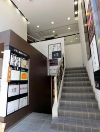 いちご銀座612ビル 階段　写真