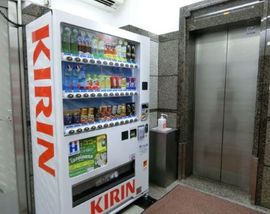 第2秩父屋ビル 自動販売機