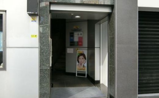 玉久ビル 出入り口
