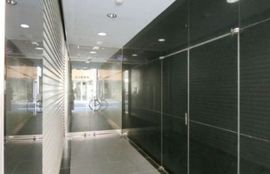 小舟町243ビル エントランス　写真