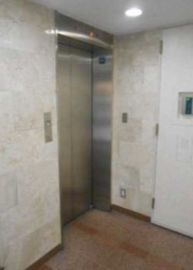 BRエビスAKビル エレベーターホール　写真