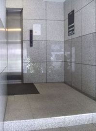 加納ビル エレベーター