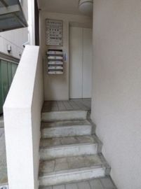 富士見MJビル 階段