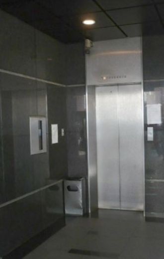 目白LKビル エレベーター