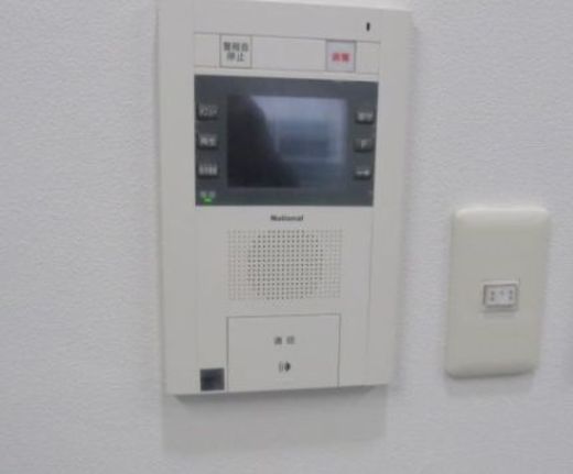 いちご大手町ノースビル(旧:ユニゾ内神田一丁目ビル) 機械警備　写真