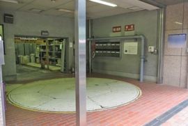 北辰ビル(六本木) 駐車場