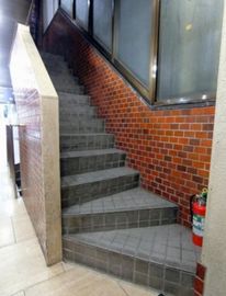 渋谷宮下パークビル 階段