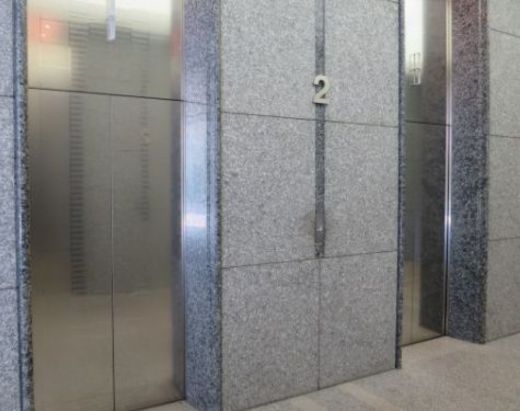 アクロポリス東京 エレベーター　写真