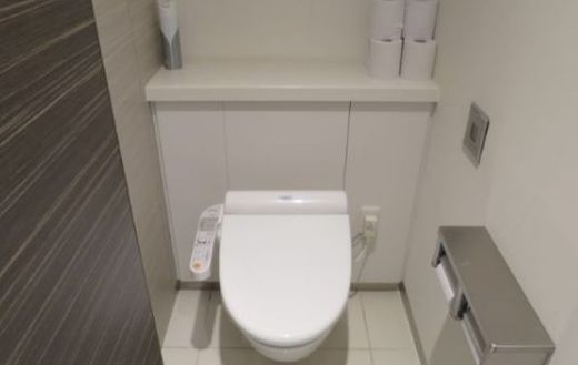 新橋アイマークビル トイレ　写真