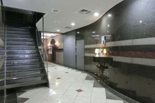 KDX神田駅前ビル エントランスホール　写真