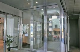 Daiwa麻布台ビル エントランス　画像