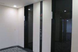 Daiwa神保町3丁目ビル 乗り口