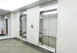 飛栄九段北ビル エレベーター　写真