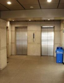 神楽坂喜多川ビル エレベーター　写真