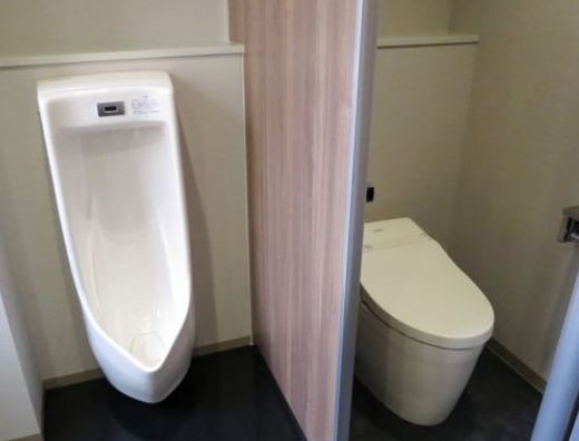 エヌワンビル トイレ