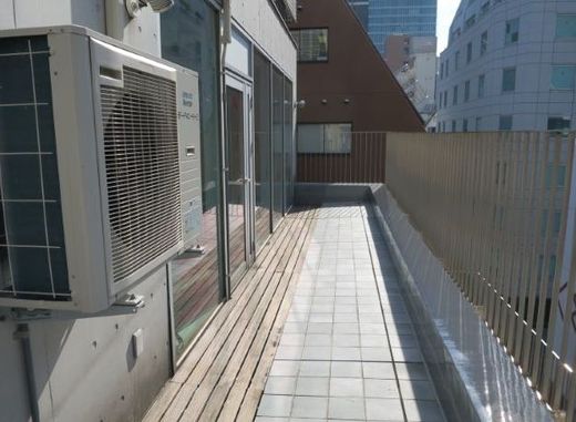 Nest-Lab北大手町 バルコニー