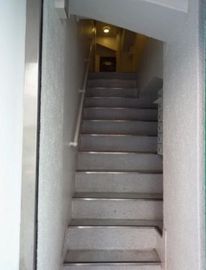 銀座片桐ビルVI 階段