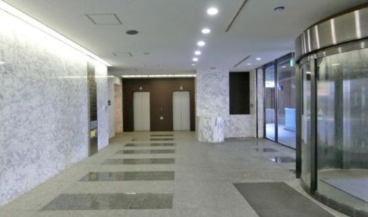神楽坂プラザビル エントランスホール　写真