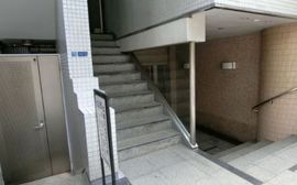 YUKEN平河町ビル 階段　写真