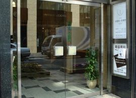 銀座風月堂ビル エントランス　画像