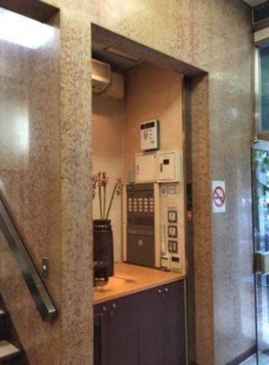 銀座風月堂ビル エントランスホール　写真