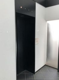 六番町市川ビル エレベーター　写真