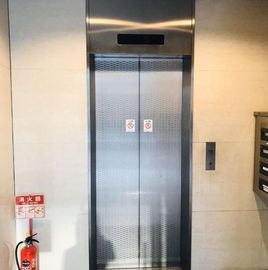 銀座KMビル エレベーター　写真