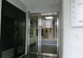 栄ビル(新富町) エントランス