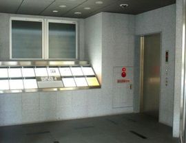 ラウンドクロス銀座2丁目 エレベーターホール　写真