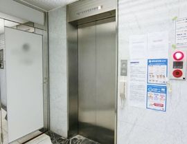 156御苑ビル エレベーター