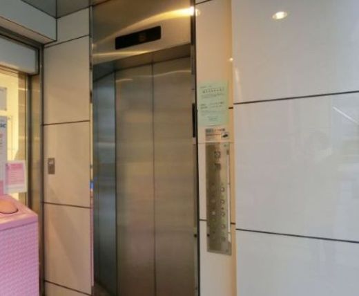 宮益坂伊藤ビル エレベーター