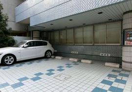 TOSHINビル 駐車場