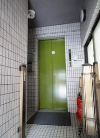 エルファーストビル エレベーター