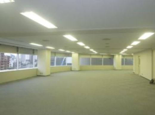 新宿嘉泉ビル オフィス　写真