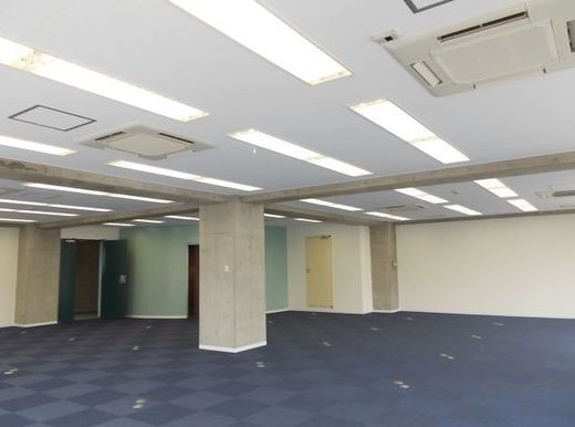 ラーズビル 内装