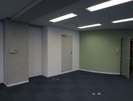 ラーズビル オフィス内