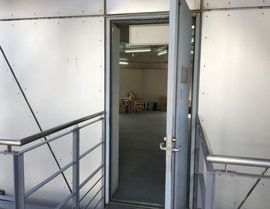 麻布ウィンテルビル 出入り口